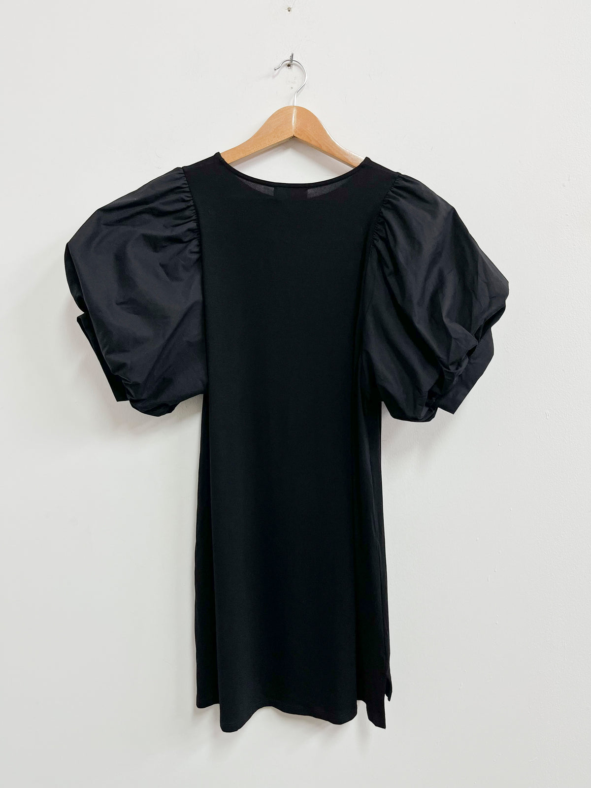 Vestido negro manga globo - Minimal - Talla S