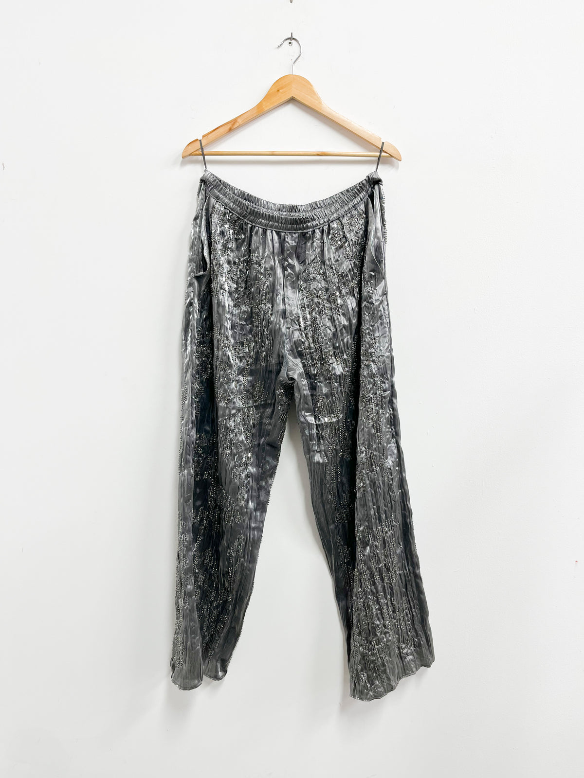 Pantalon plateado corrugado - Zara - Talla L