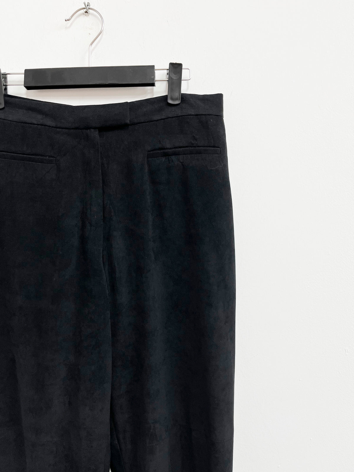 Pantalon negro piel de durazno - Norton Studio - Talla L