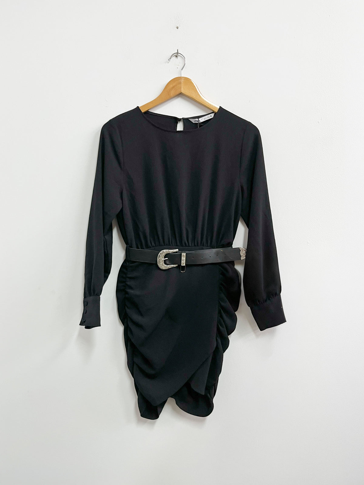 Vestido negro correa - Zara - Talla S