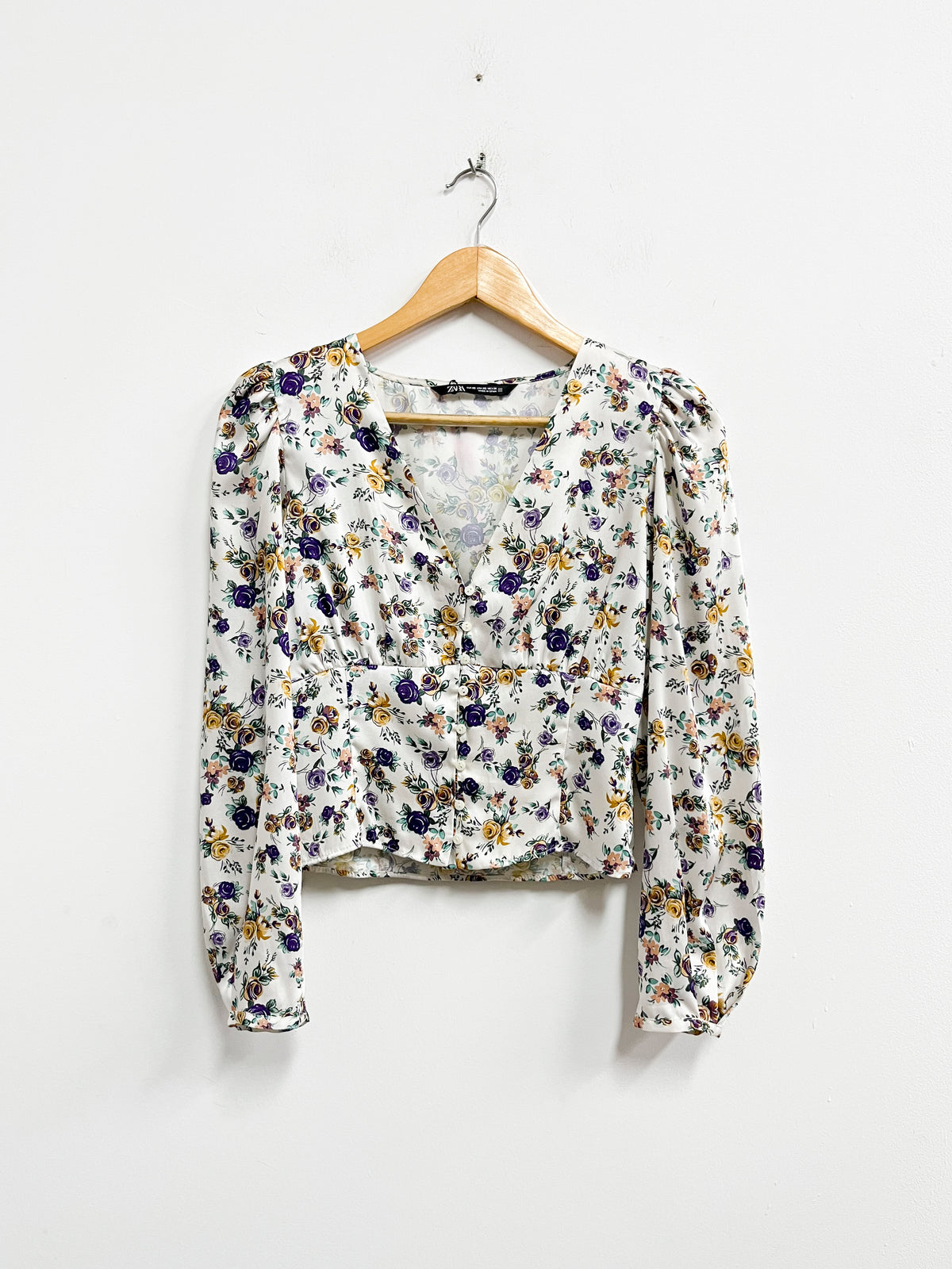 Blusa blanca estampado flores - Zara - Talla XS