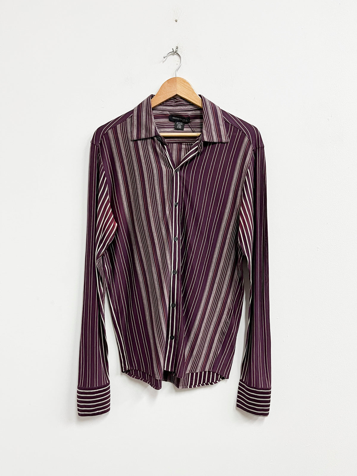 Blusa color guinda con lineas - Kenneth Cole - Talla S