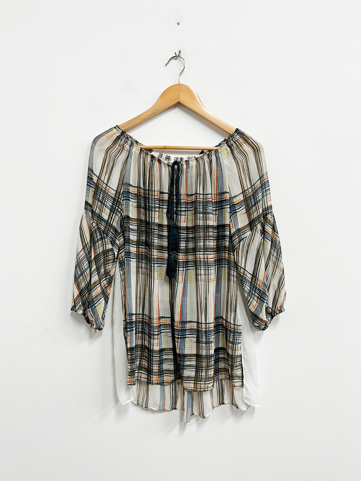 Blusa traslúcida a cuadros marrones y celestes - Talla L