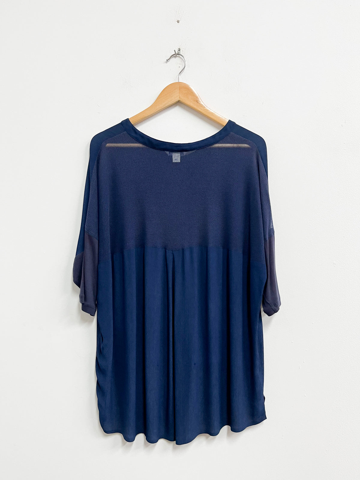 Blusa azul malla espalda - Jazmin Chebar - Talla M