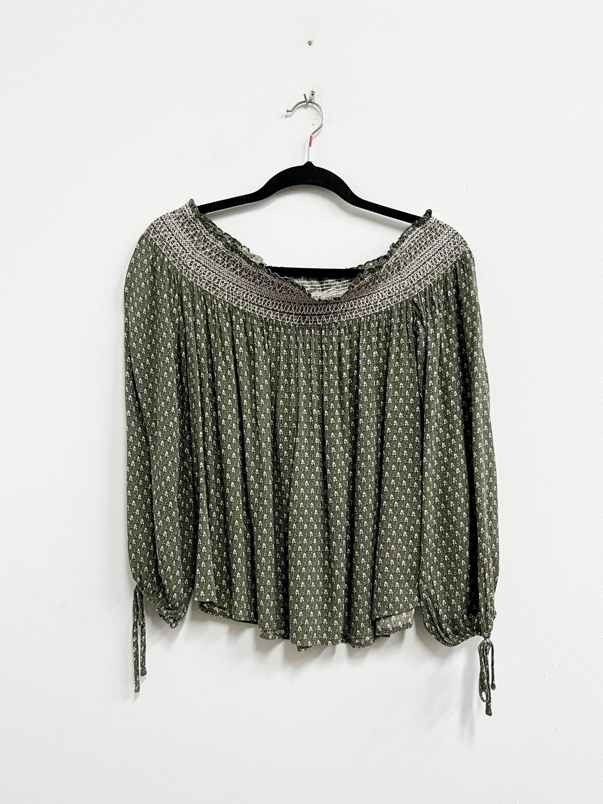 Blusa estampada verde con beige - Abercrombie - Talla S