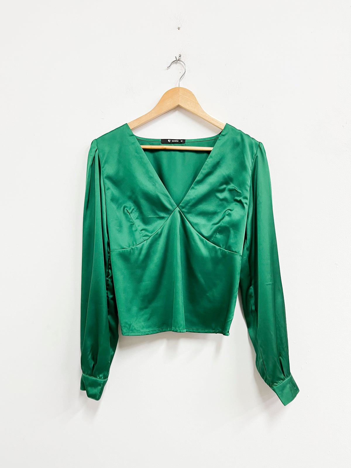 Blusa verde satinada - Soda - Talla M