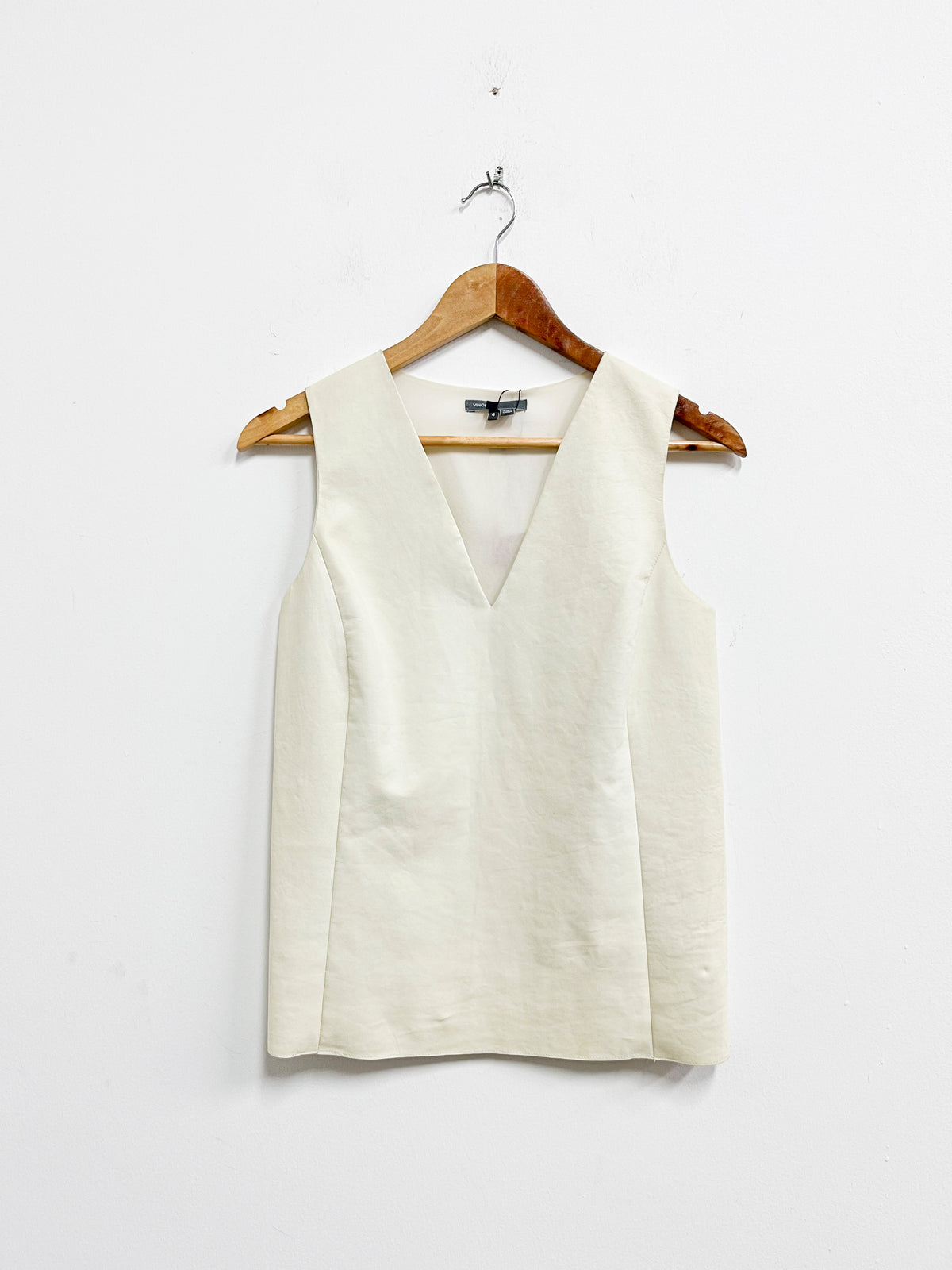 Top de cuero cuello V - Vince - Talla S