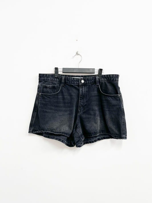 Short negro denim - Zara - Talla 44