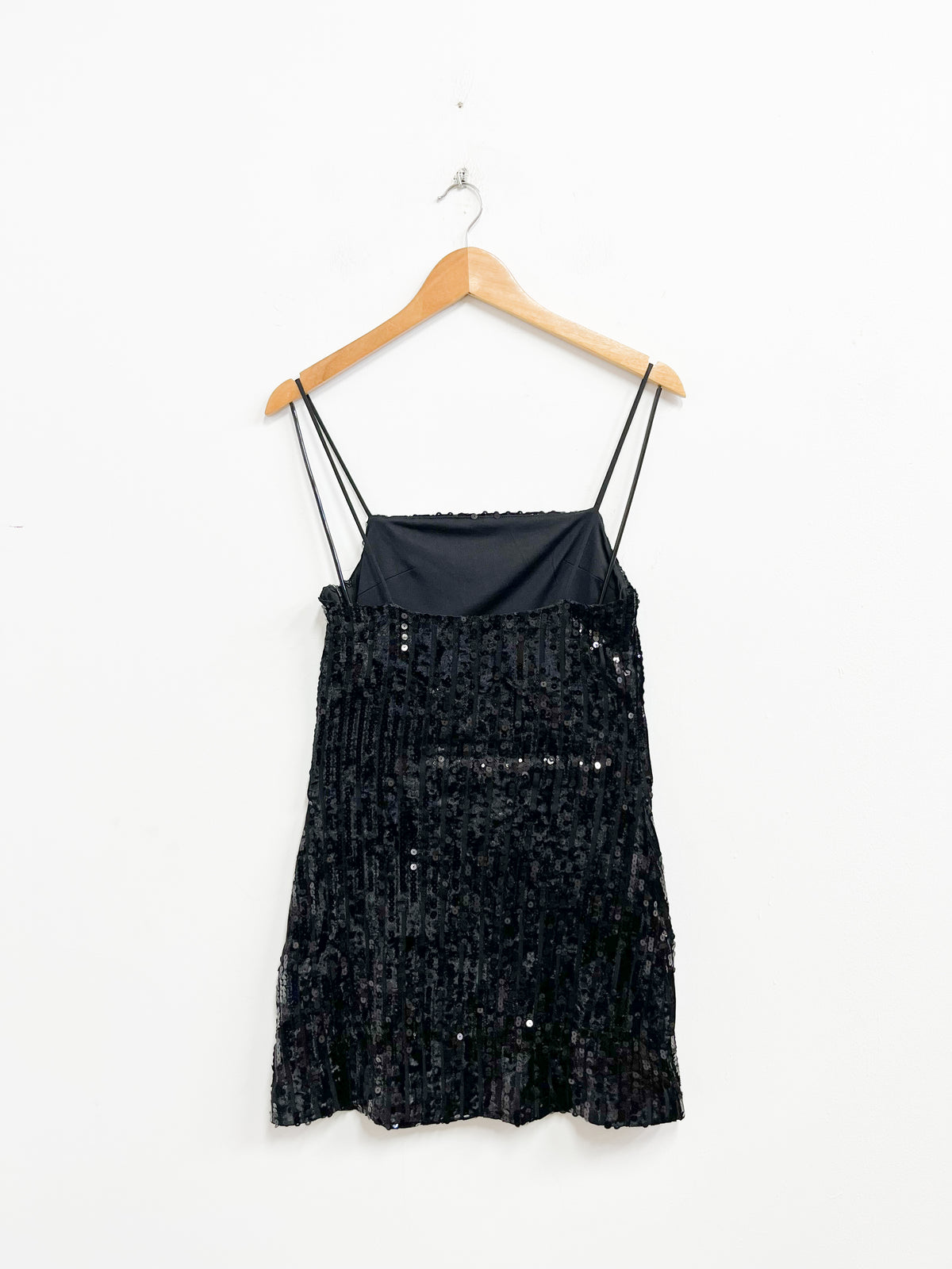 Vestido negro con lentejuelas - H&M - Talla S
