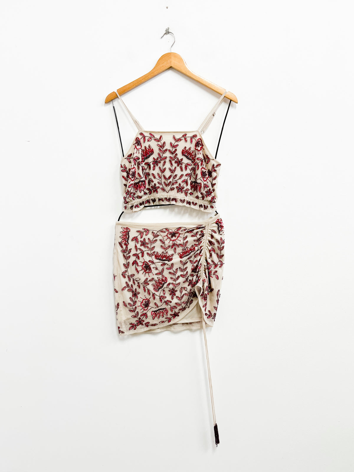 Conjunto top y falda beige con lentejuelas - Raga - Talla M