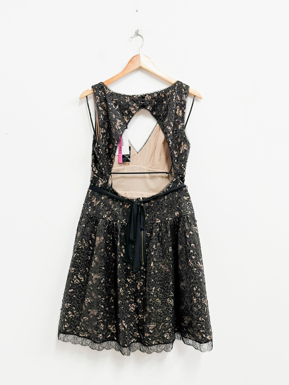 Vestido negro de encaje y lentejuelas - BGBG Maxazria - Talla M