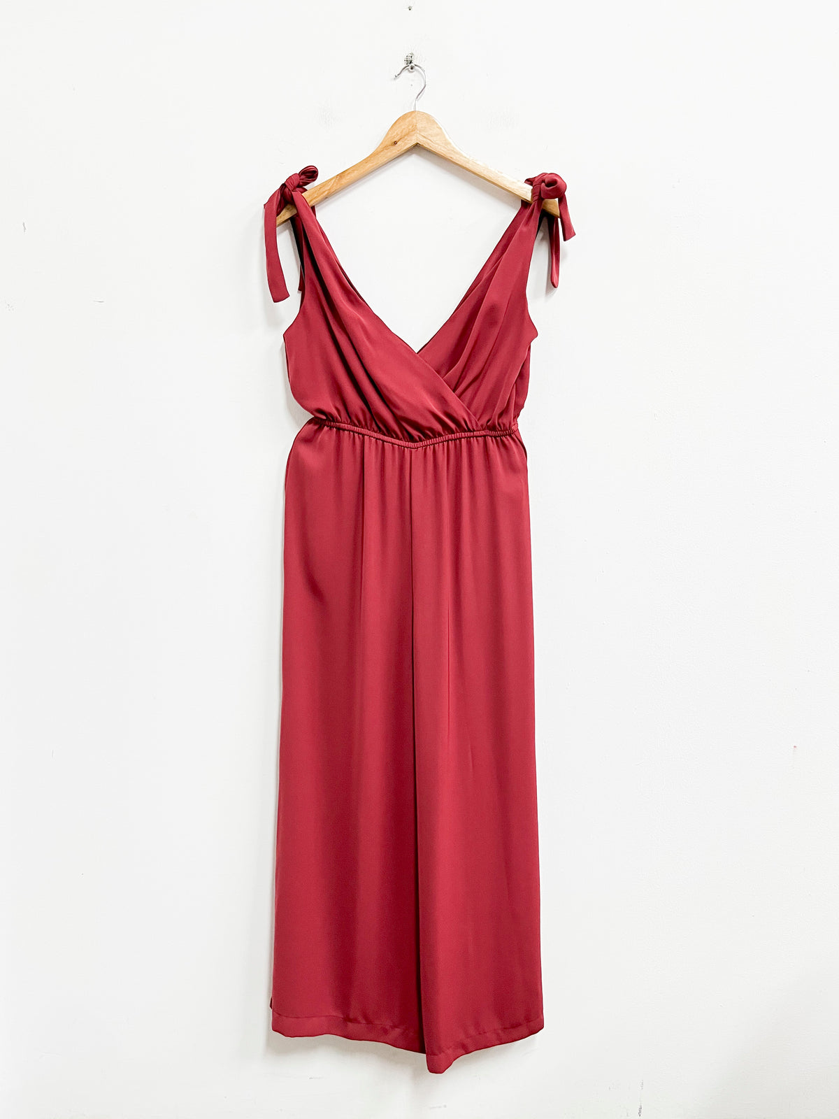 Eneterizo rojo lafrillo nudos en los hombros - Naf Naf - Talla M