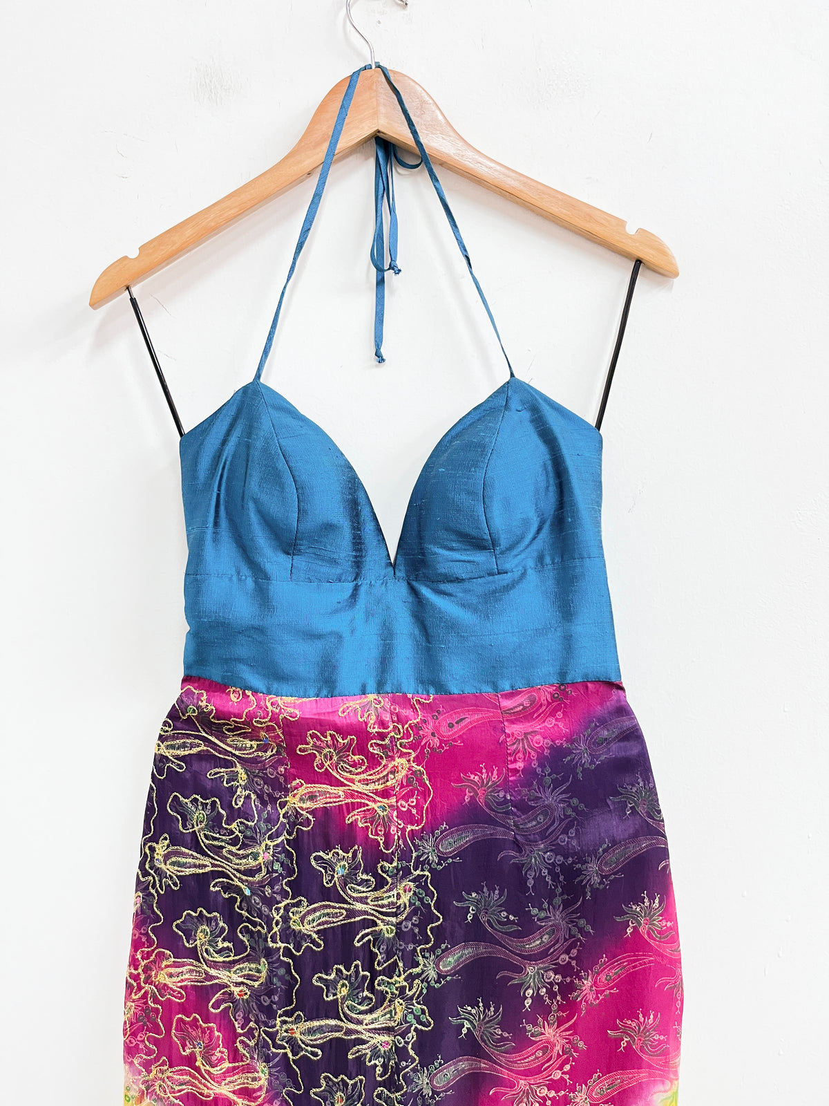 Vestido colorido con estampado y brillos - Carlos Vigil - Talla S