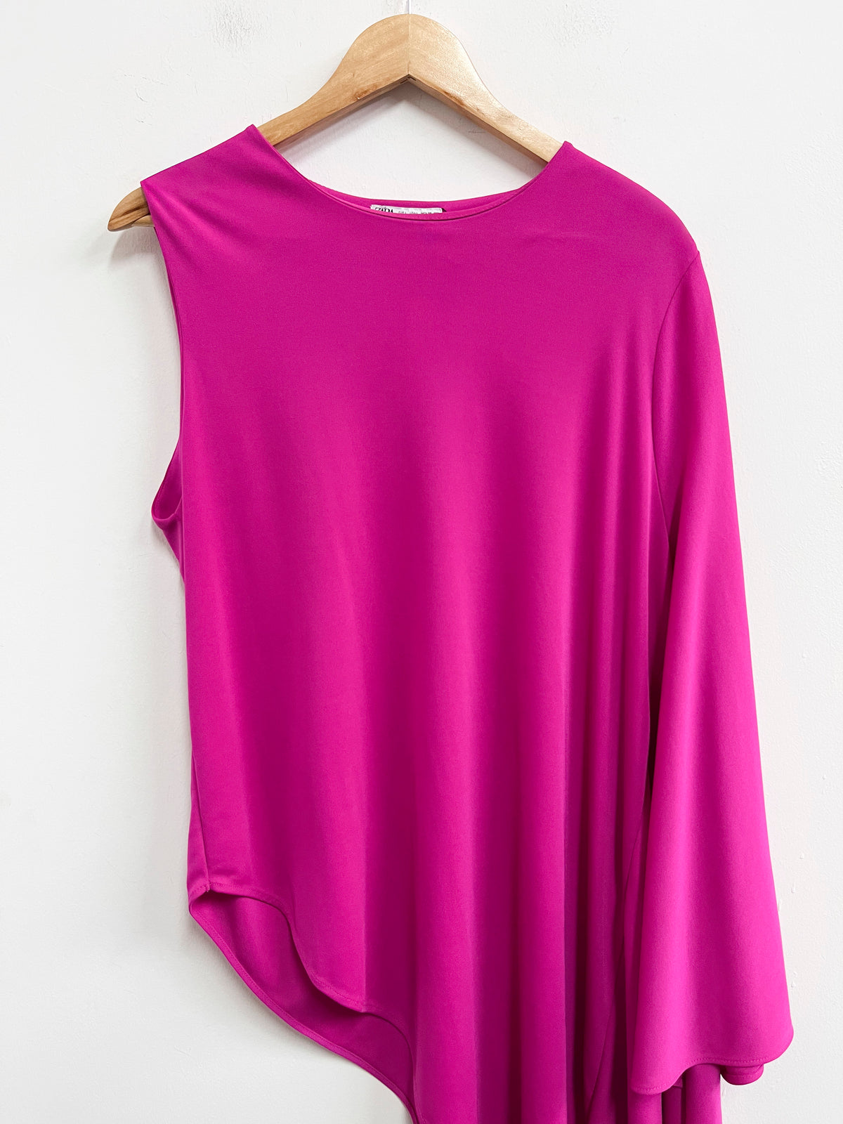 Blusa fucsia asimétrica - Zara - Talla L