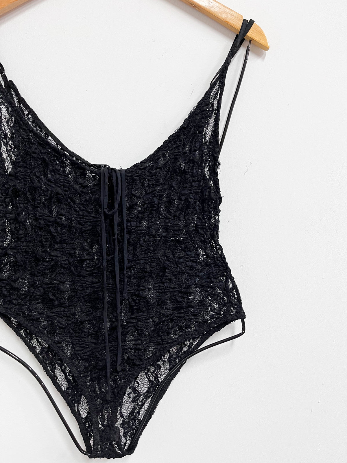 Body de encaje negro - Zara - Talla L