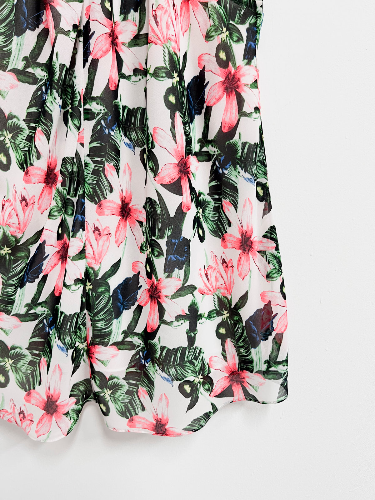 Top de tiras estampado floral - Vince Camuto - Talla M
