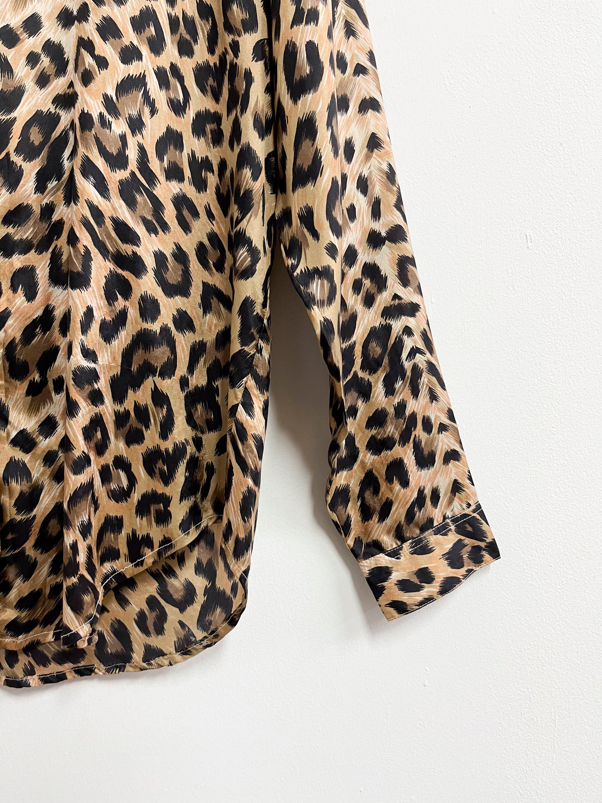 Blusa animal print seda - Jonathan Martin - Talla S