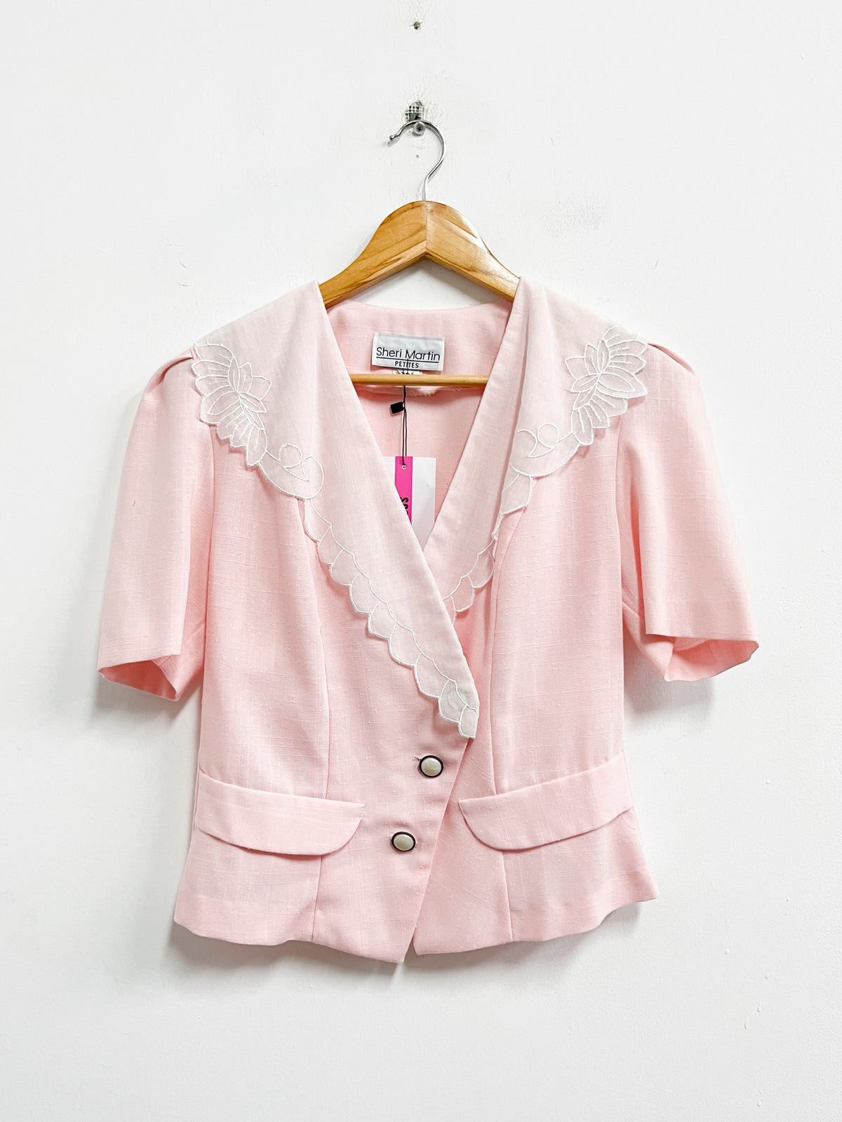 Saco rosado con bordado - Talla S