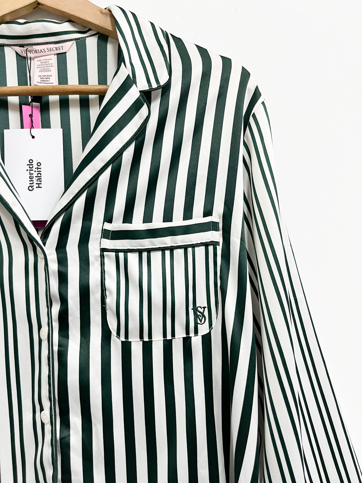 Blusa blanca con rayas verdes - Victoria Secret - Talla XS
