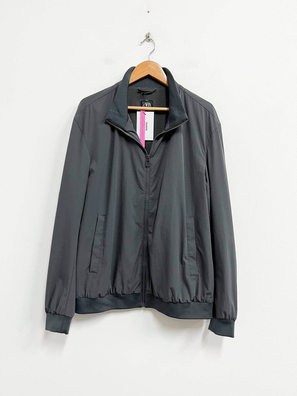 Casaca repelente al agua - Zara - Talla XL