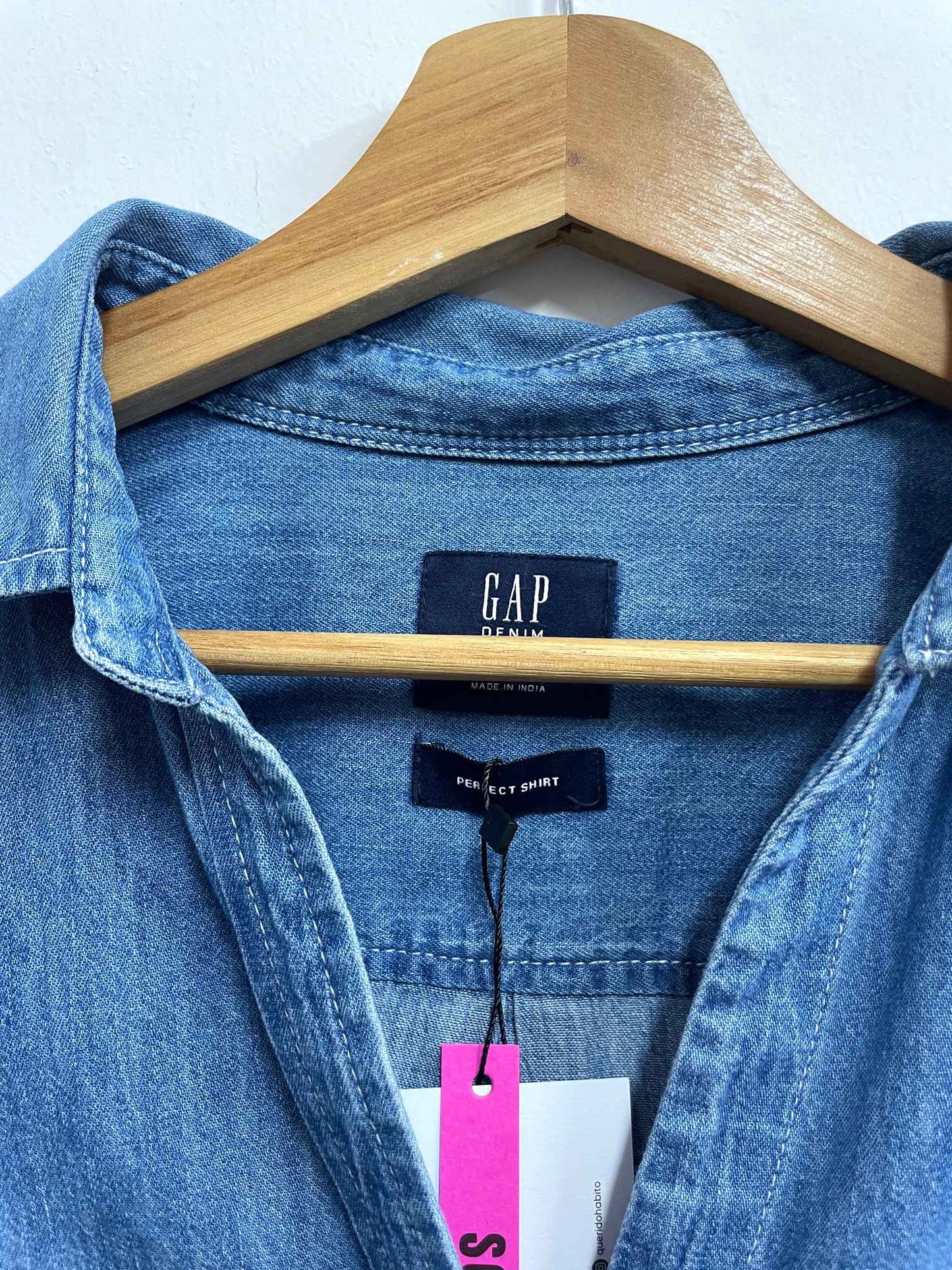 Blusa celeste jean - GAP - Talla S