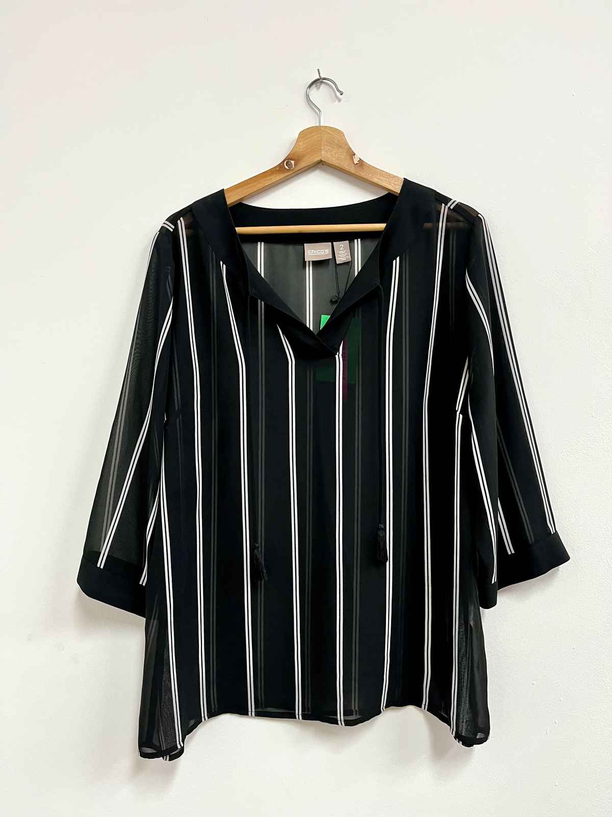 Blusa negra con rayas blancas - Chicco´s - Talla M